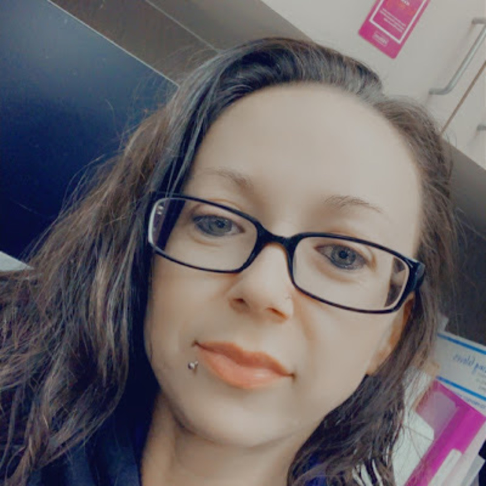 Meet your Posher, April